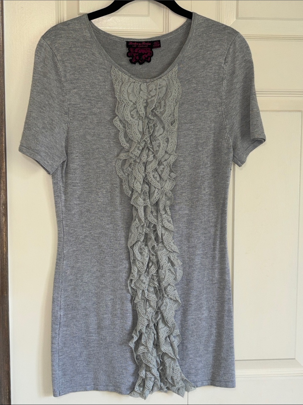 Women’s Gray Ruffle Front Short Sleeve Top